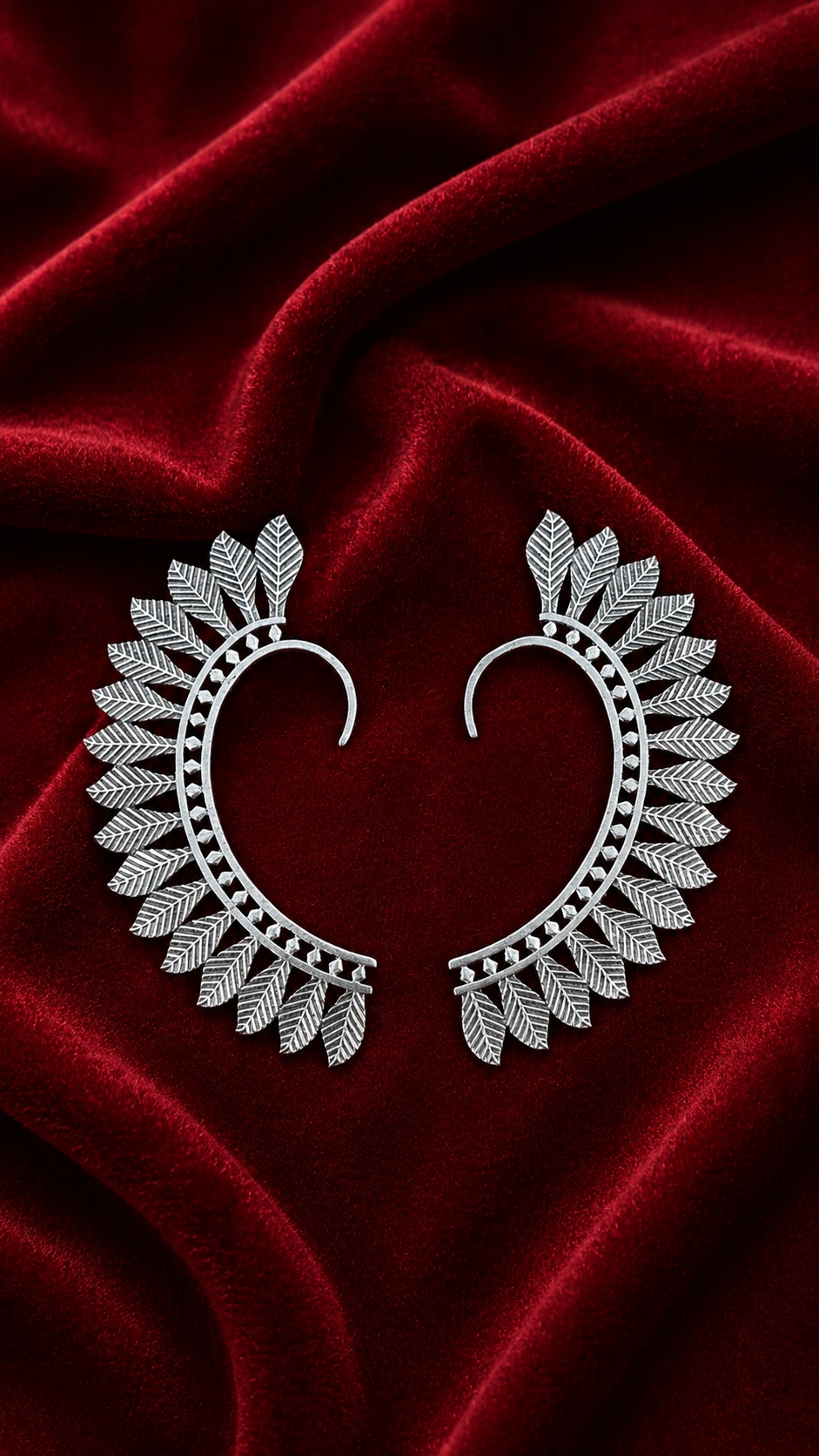 Earcuffs- small leaf