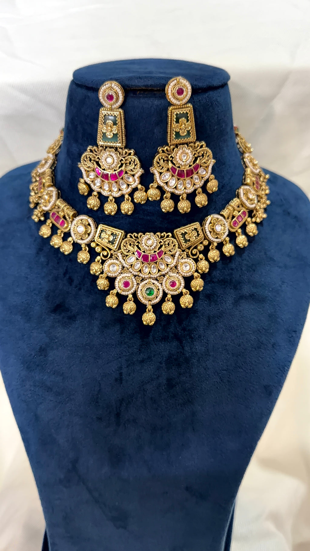 Rajwadi Choker Set