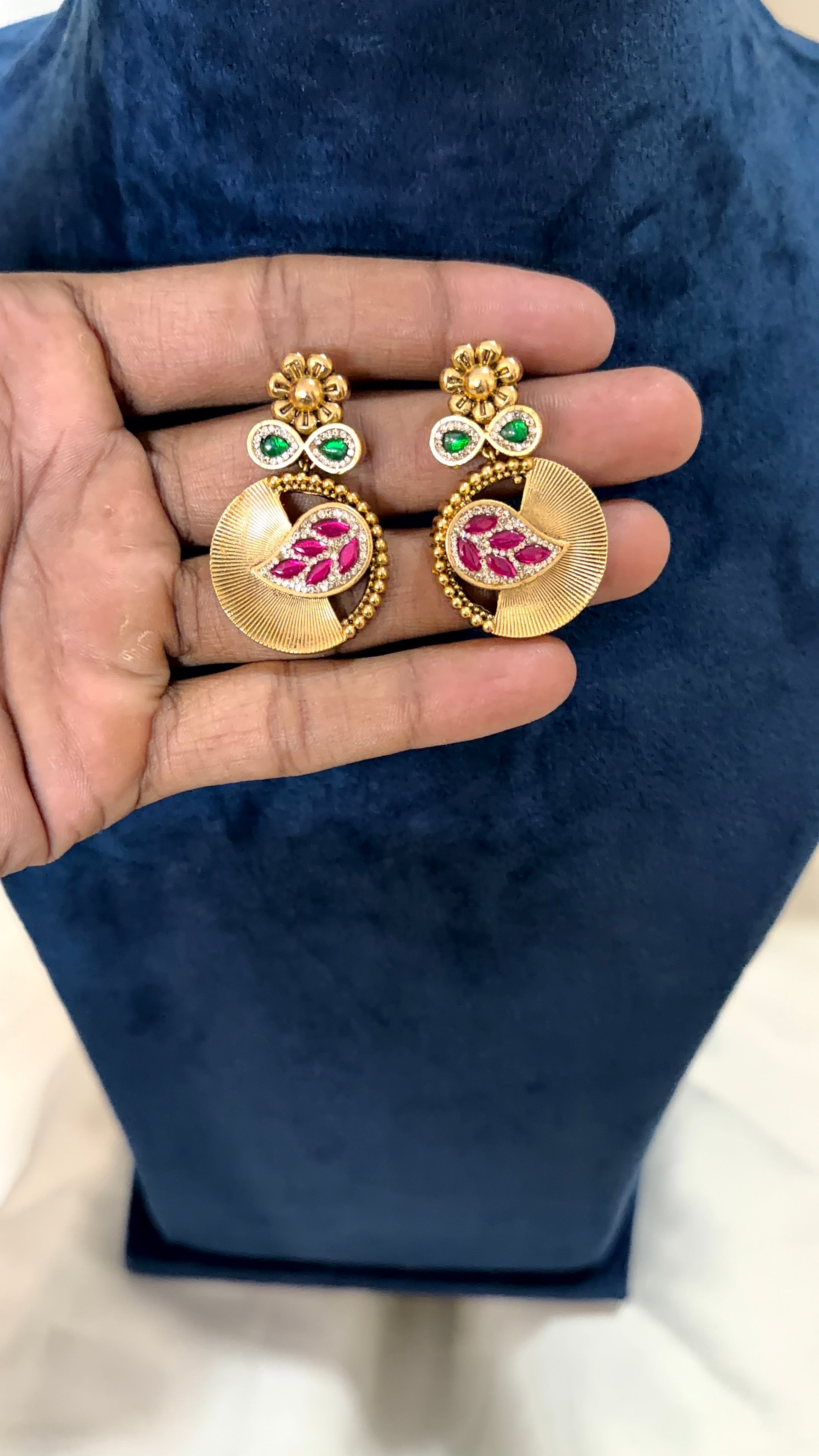 Rajwadi Choker Set