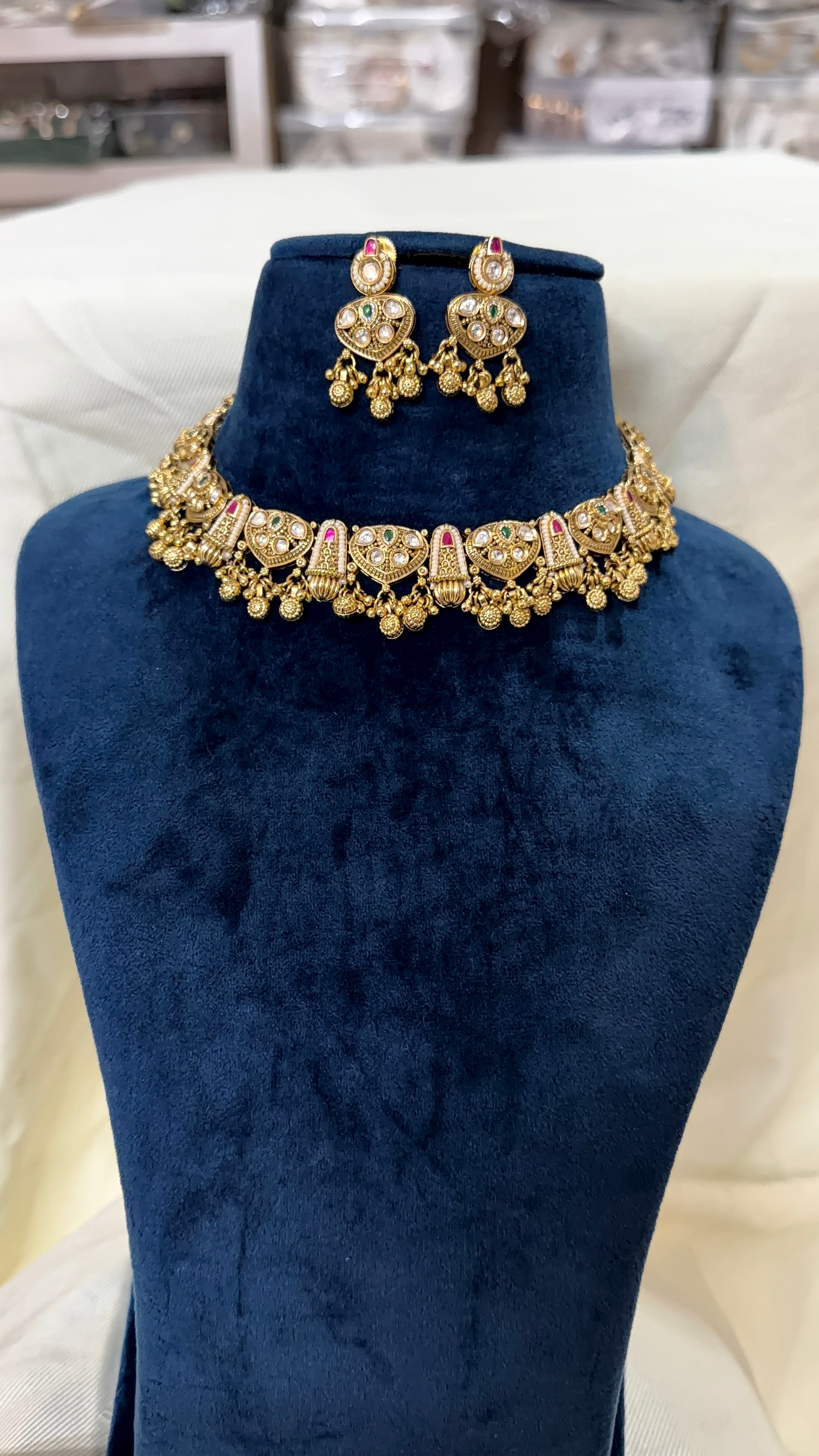 Rajwadi Choker Set