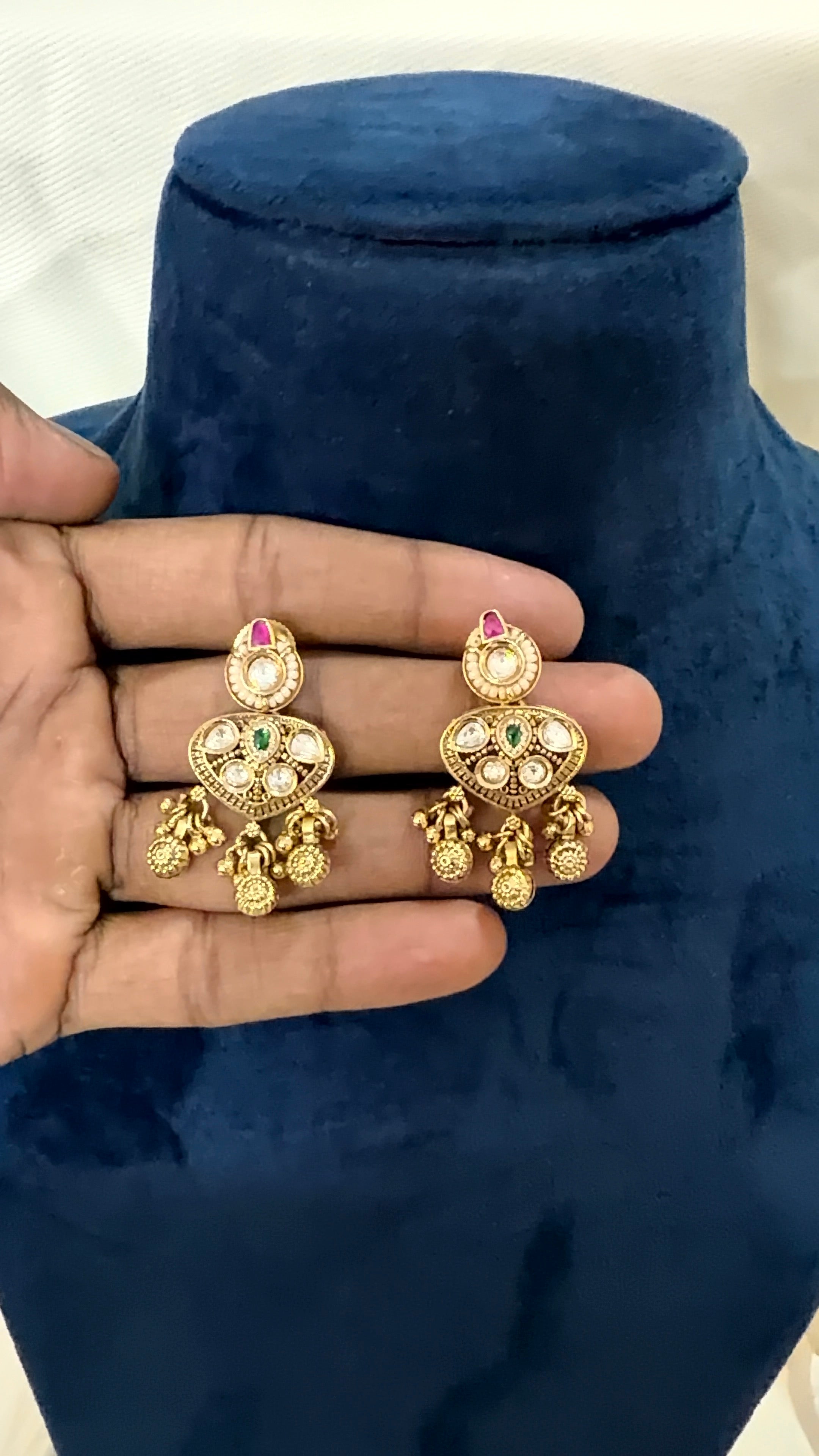 Rajwadi Choker Set