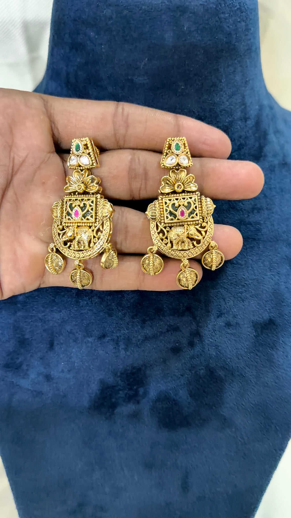Rajwadi Choker Set