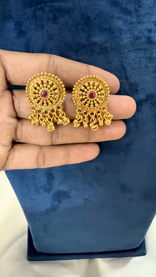 Gold Choker - 3 circle