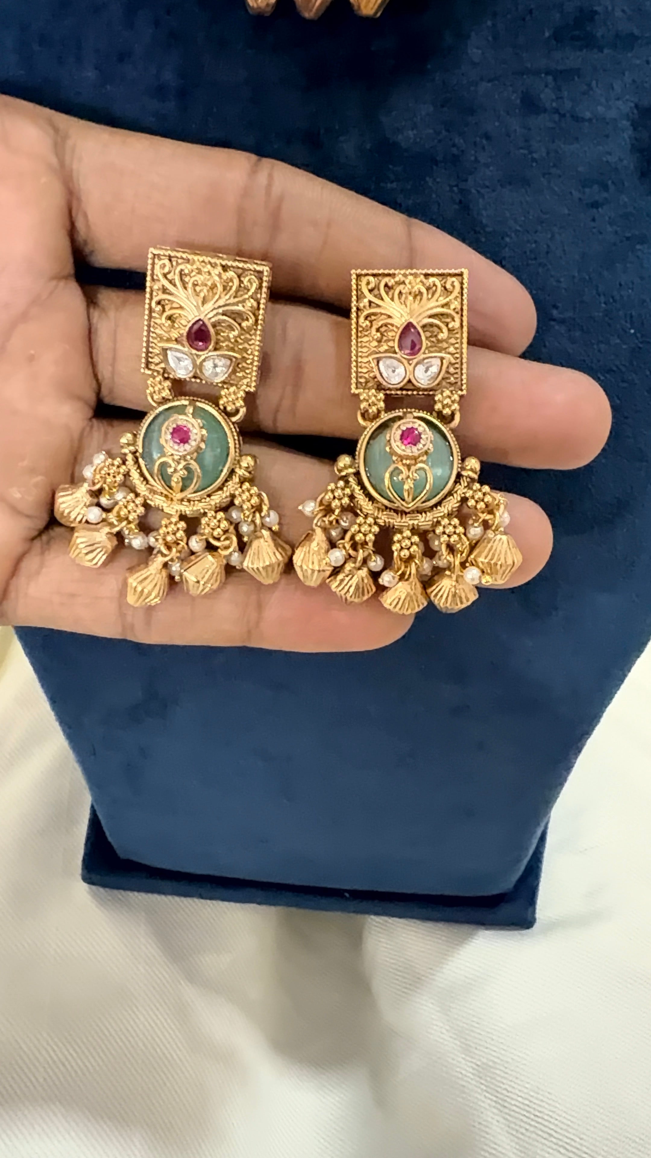 Rajwadi Choker Set