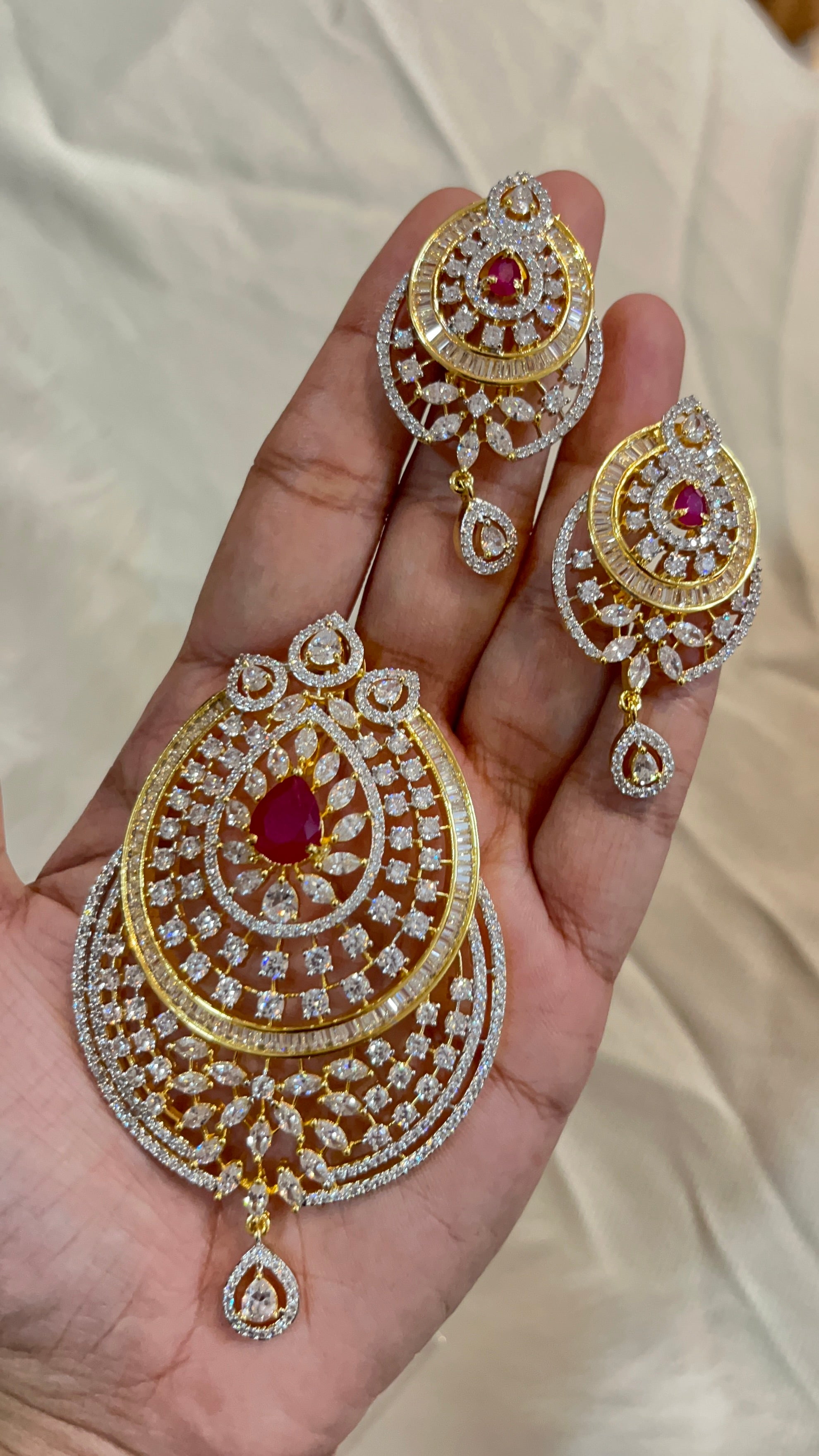 Red Pendant Sets